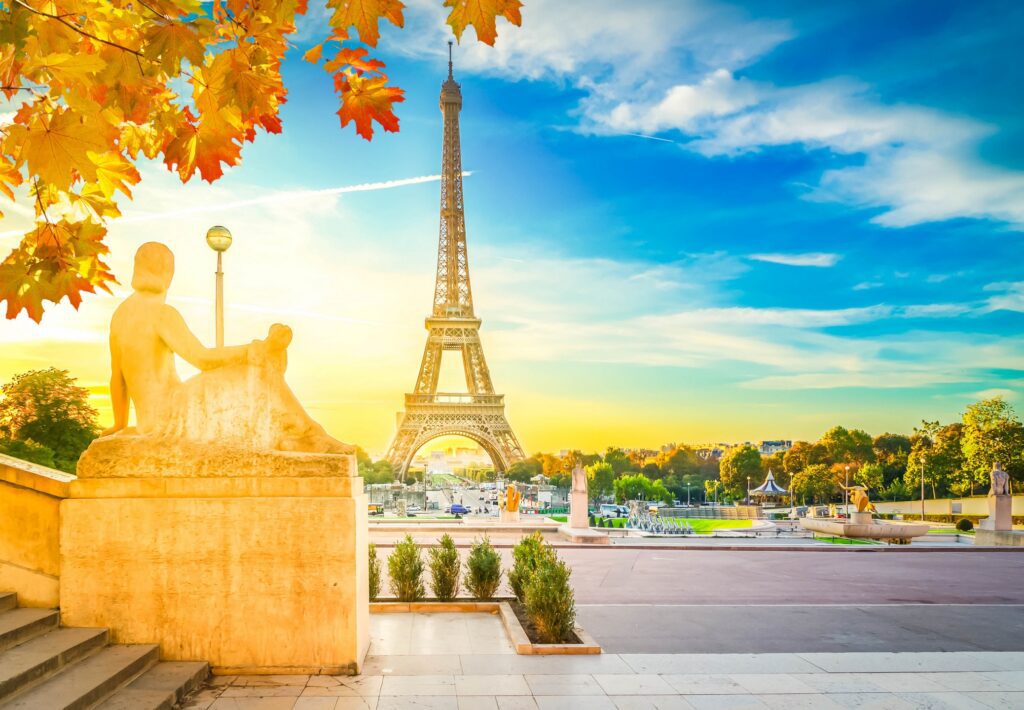 France Trip Packages / Eiffel Tower from Trocadero garden at autumn sunrise, Paris, France