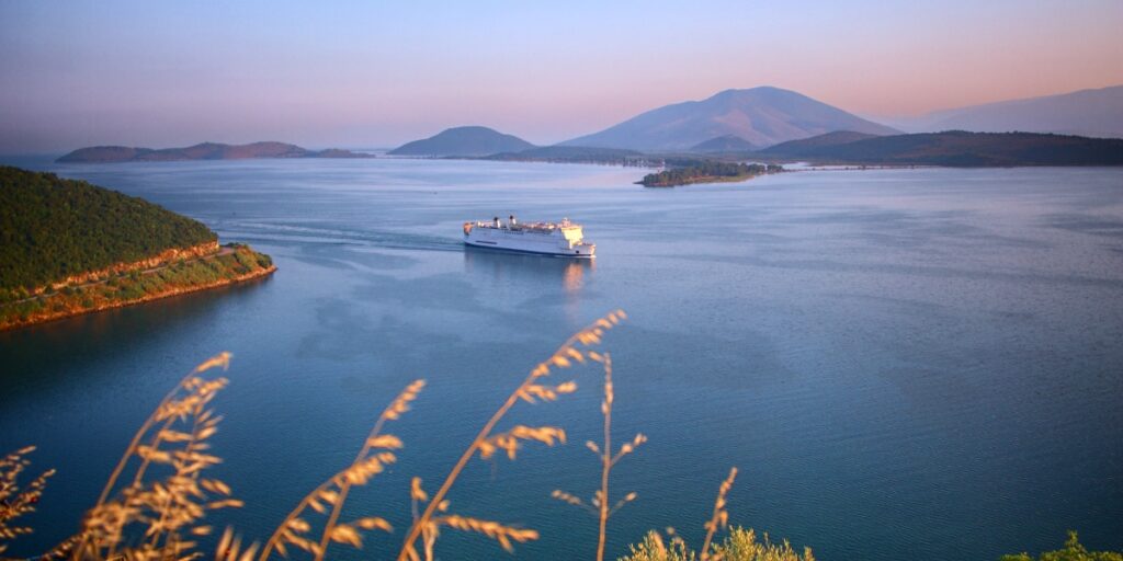 Ferries from Italy to Greece