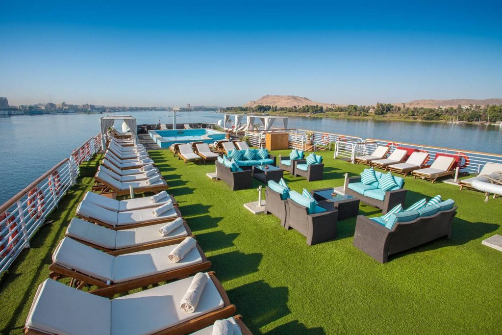 Cruising the Nile in Egypt