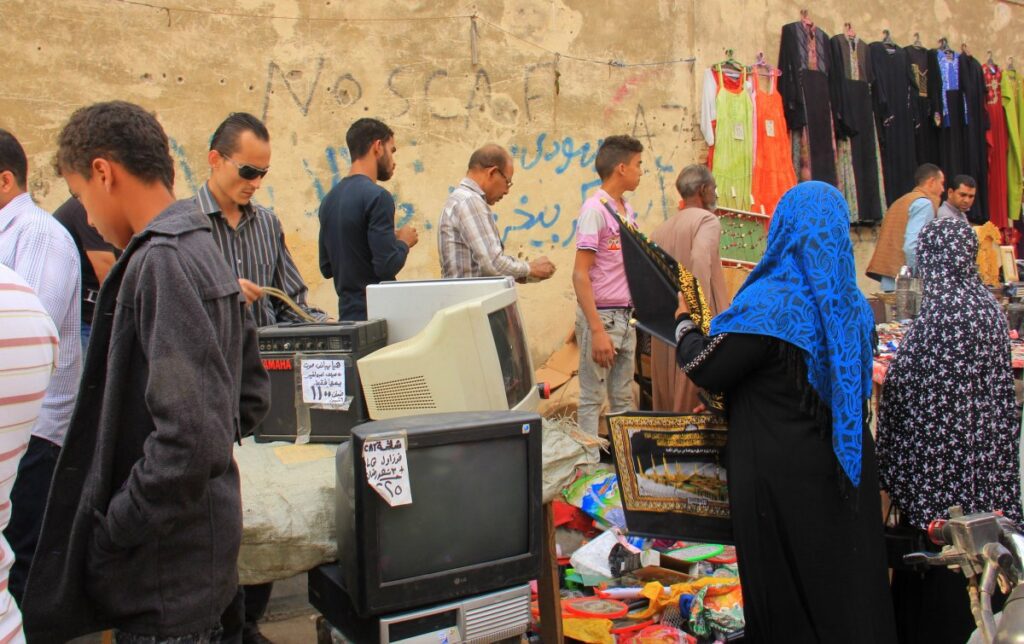 Survival Guide in Cairo's Souqs 