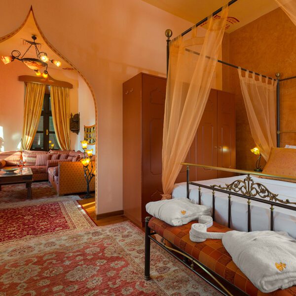 nikostakis hotel king suite