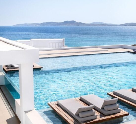 Manoulas Beach Mykonos Resort