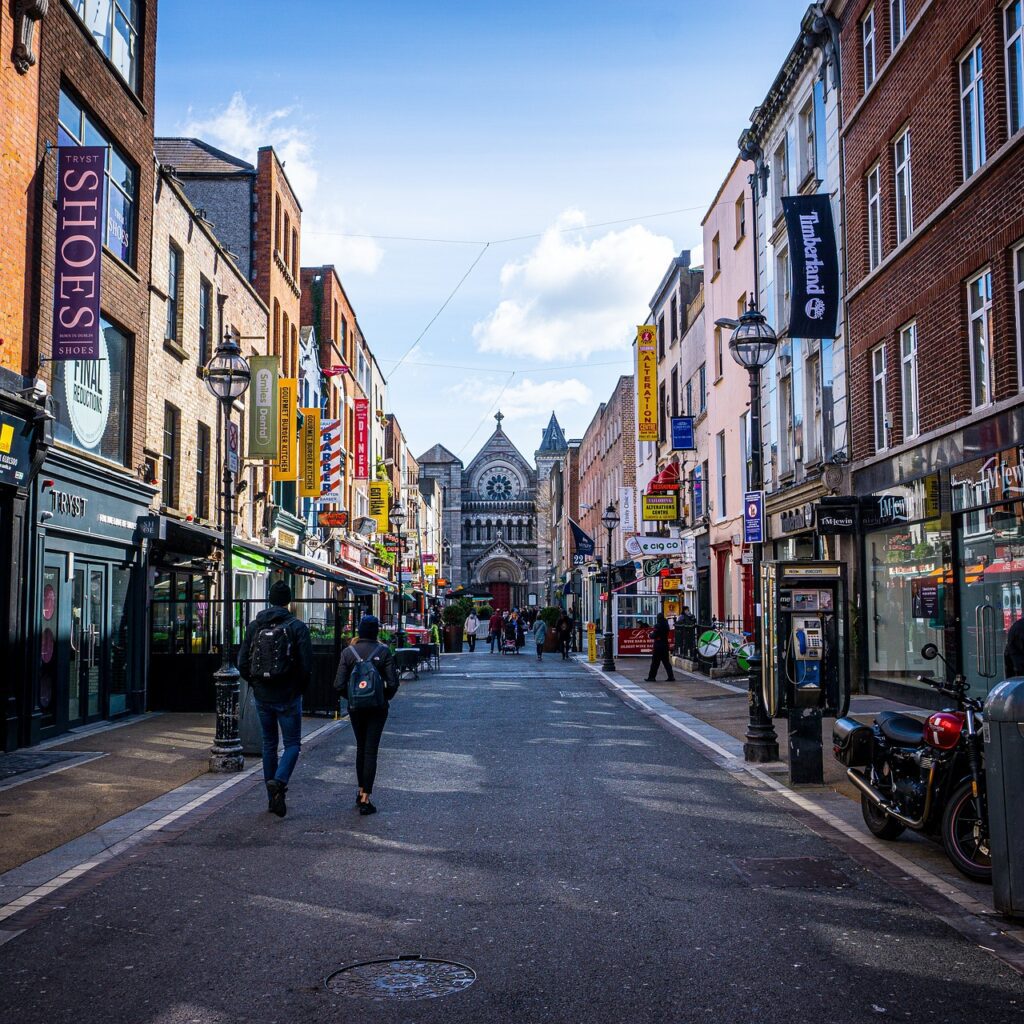 Ireland, Buildings