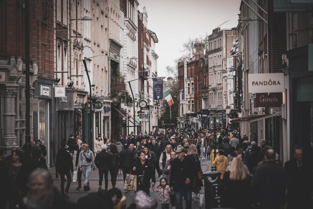 Top 12 Attractions in Dublin / Grafton Street