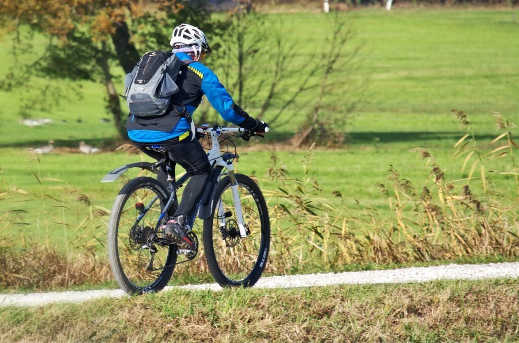 Best Things to Do in Passikudah / Cycling is a very popular activity in Passikudah.