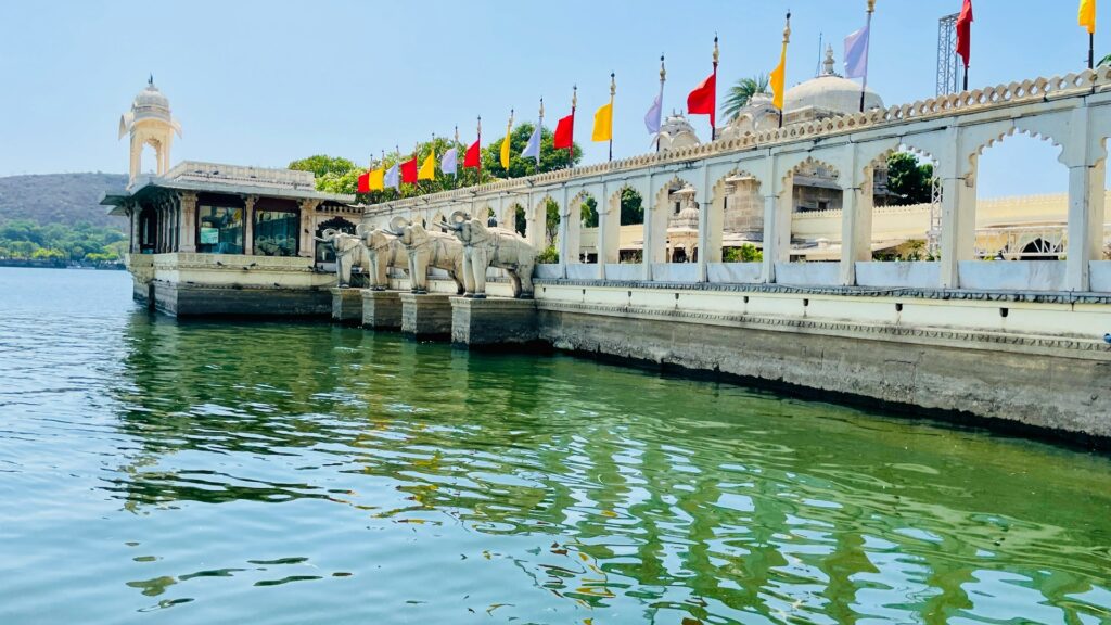 Best Places to Visit in Udaipur / Jag Mandir