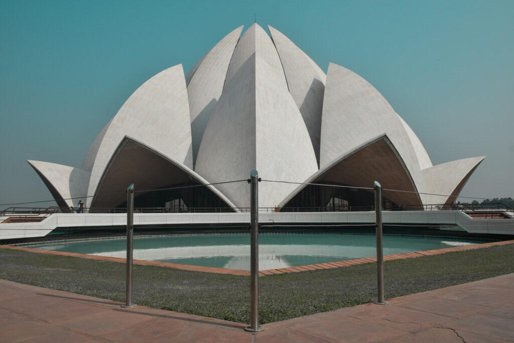 Top Places to Visit in Delhi / Lotus Temple