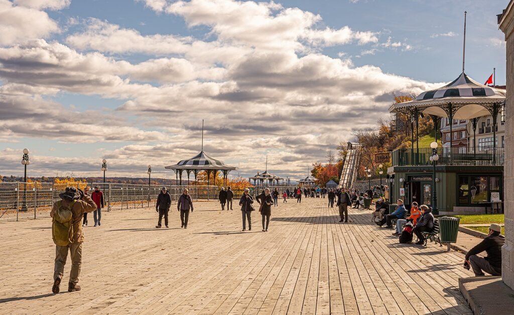 Top 11 Places to Visit in Quebec / Terrasse Duferin