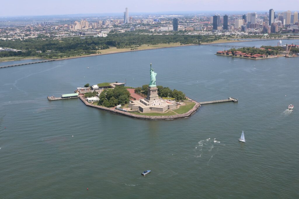 25 Best Places to Visit in New York / Liberty Island