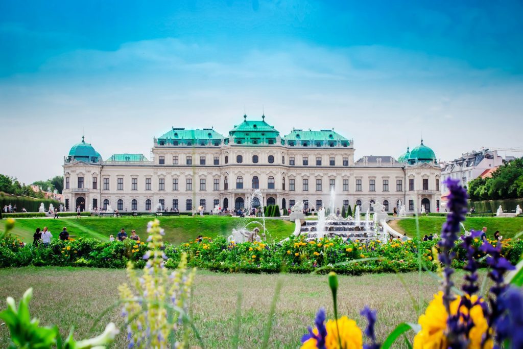 13 Best Things to Do in Vienna / Belvedere Palace