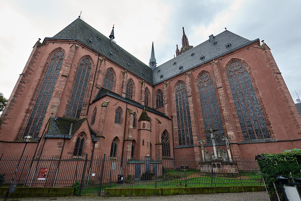 12 Best Things to Do n Frankfurt / Frankfurt Cathedral