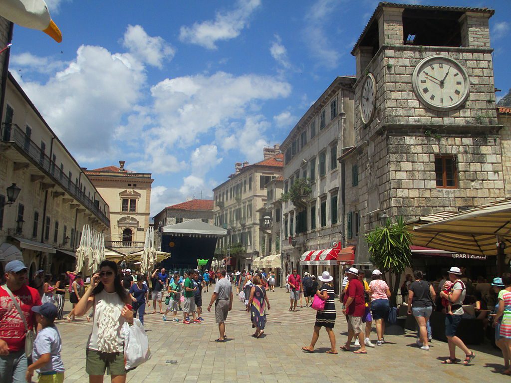 10 Best Things to Do in Kotor / Square of Arms, Kotor