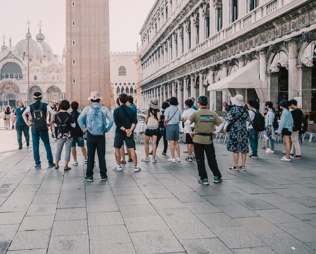 Best Tour Companies in Italy / Tour group on Piazza San Marco