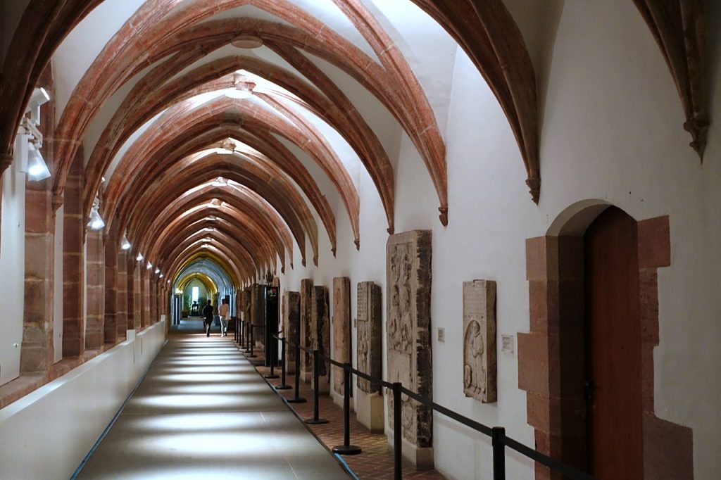 Top 10 Places to Visit in Nuremberg / Germanisches Nationalmuseum