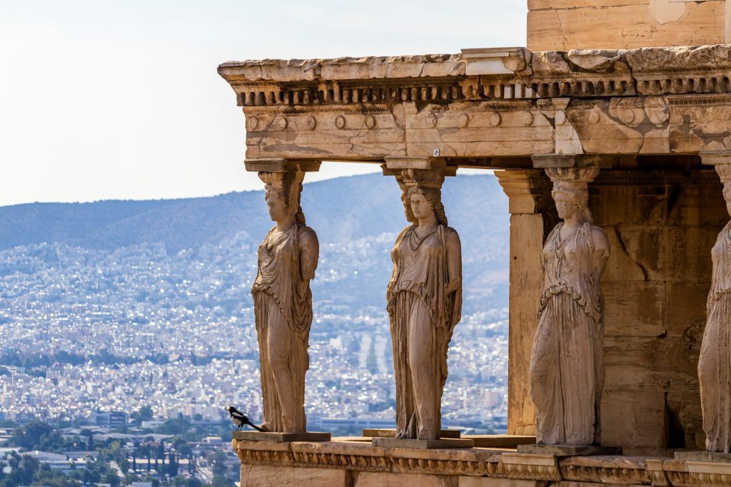 Benefits of Guided Tours for Seniors / Erechtheion, Athens